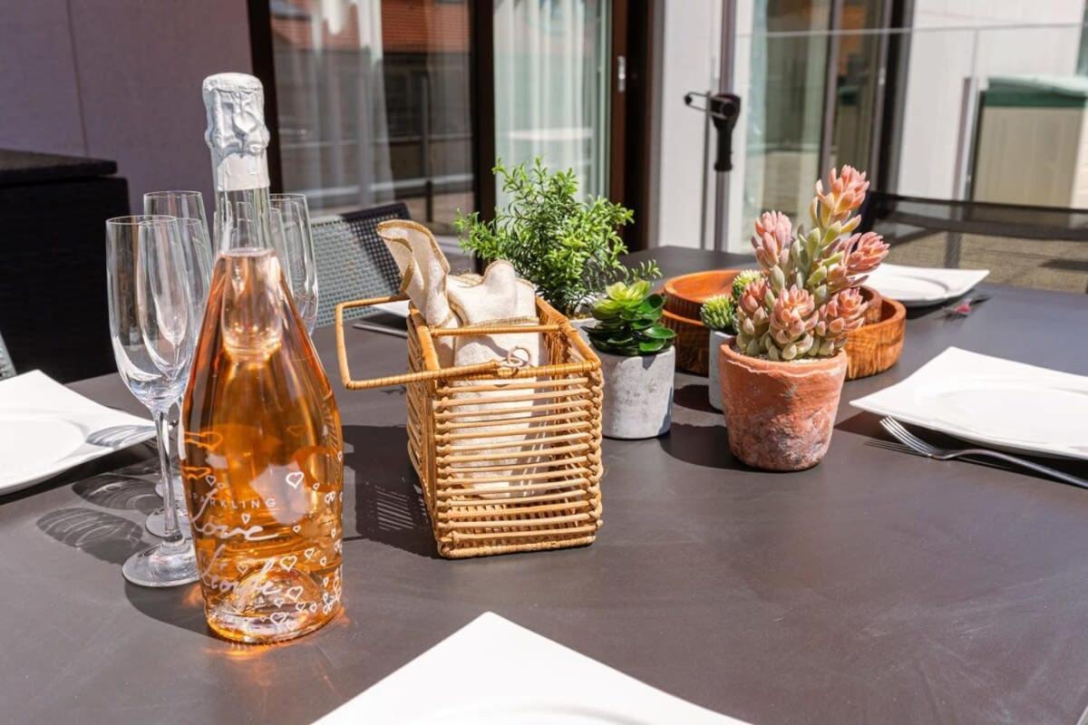 Huswell - Sunny Apartment In Knokke-Heist With Big Terrace מראה חיצוני תמונה